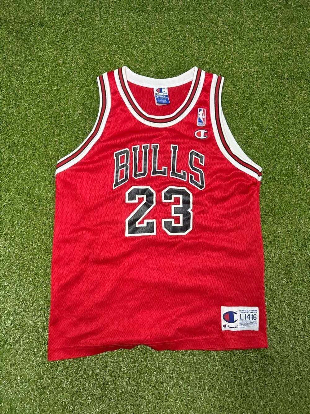 Vintage 1990s Champion Jordan Bulls Champion NBA Jersey